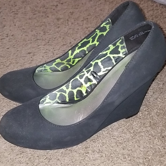 Report Shoes Report Wedge Heel Poshmark